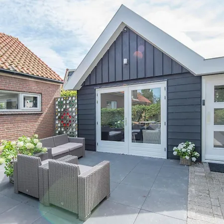 De Grote Stern Holiday home *